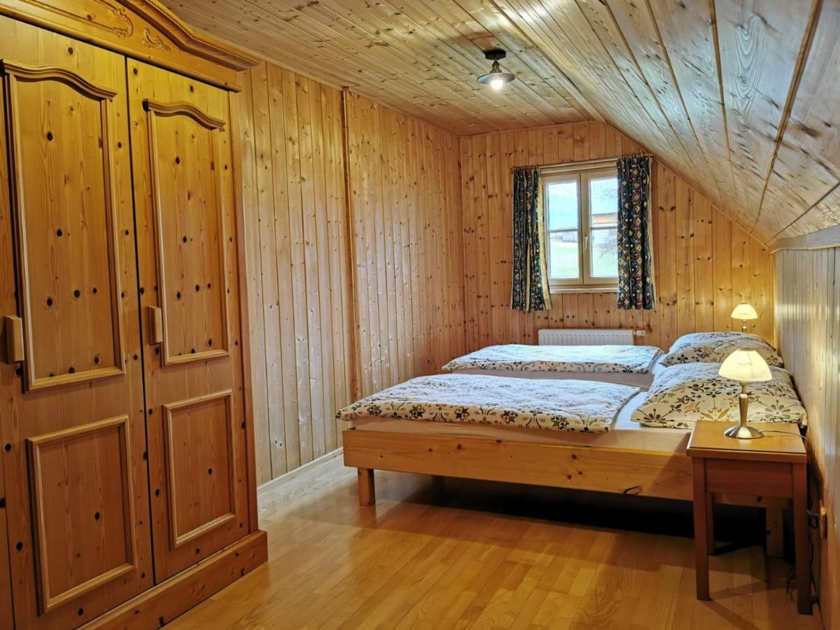 Ferienhaus Rosl Am Grundlsee Esterno foto